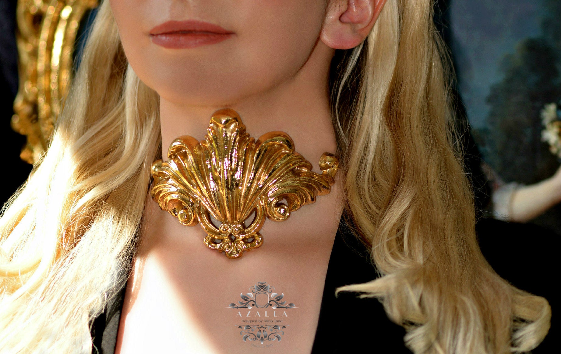 Elegant golden "Millefoglie" necklace