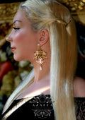 Classy earrings with 2 pearls
