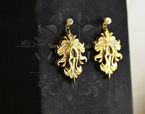 Elegant resin earring