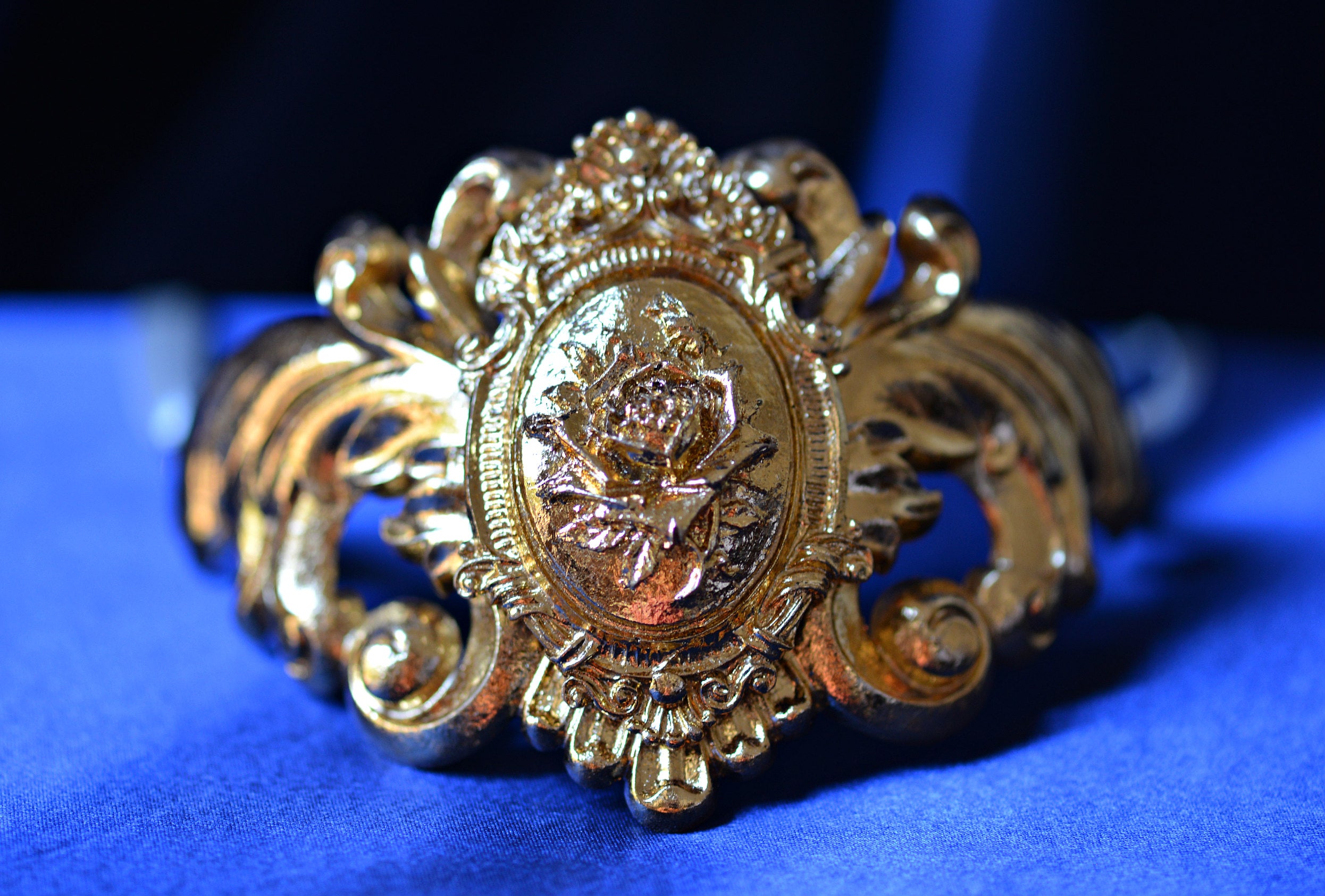 Baroque elegant necklace