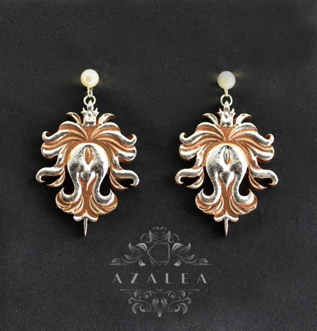 Luxurious earrings handmade in Italy