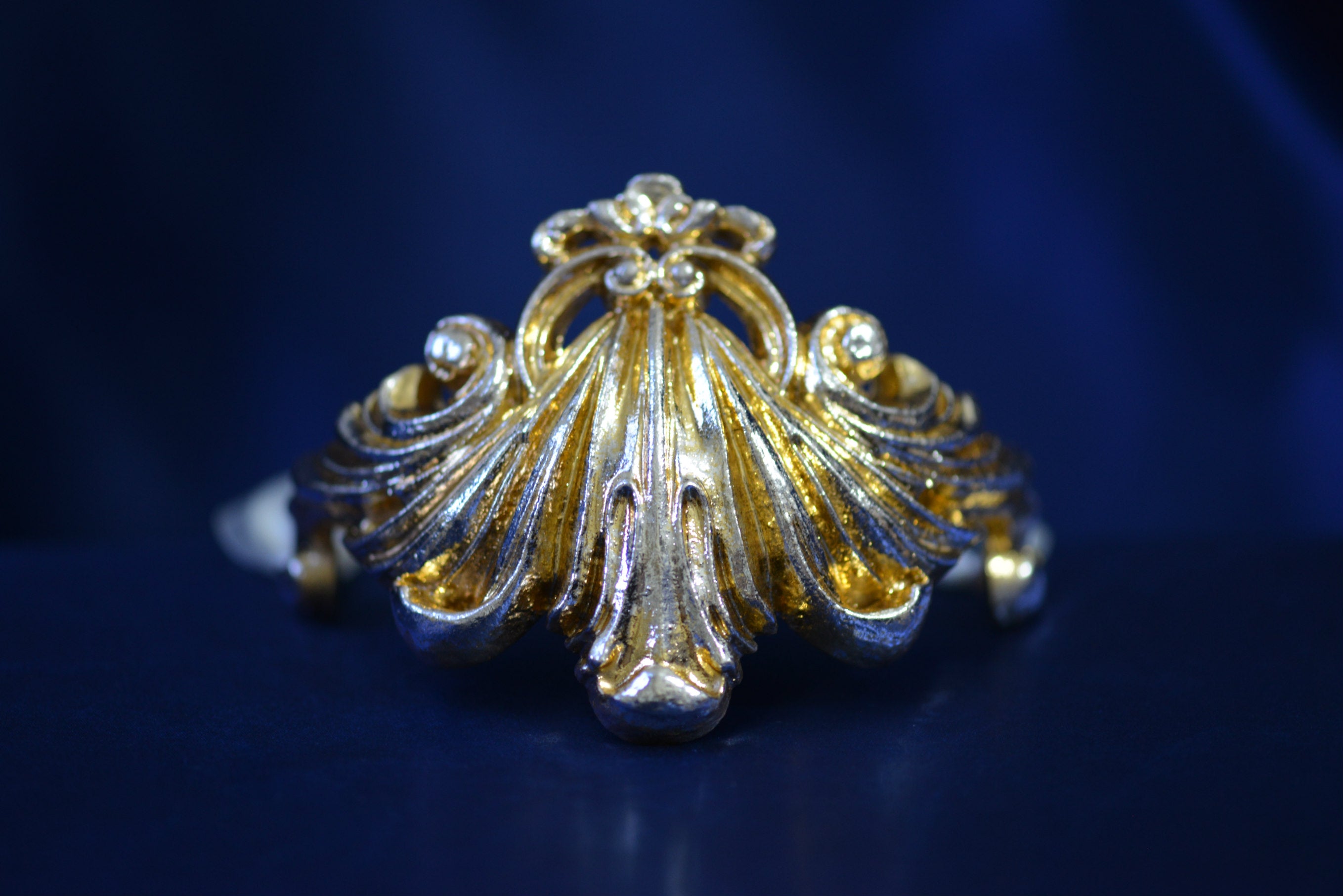 Elegant Golden&champagne  "Millefoglie" necklace