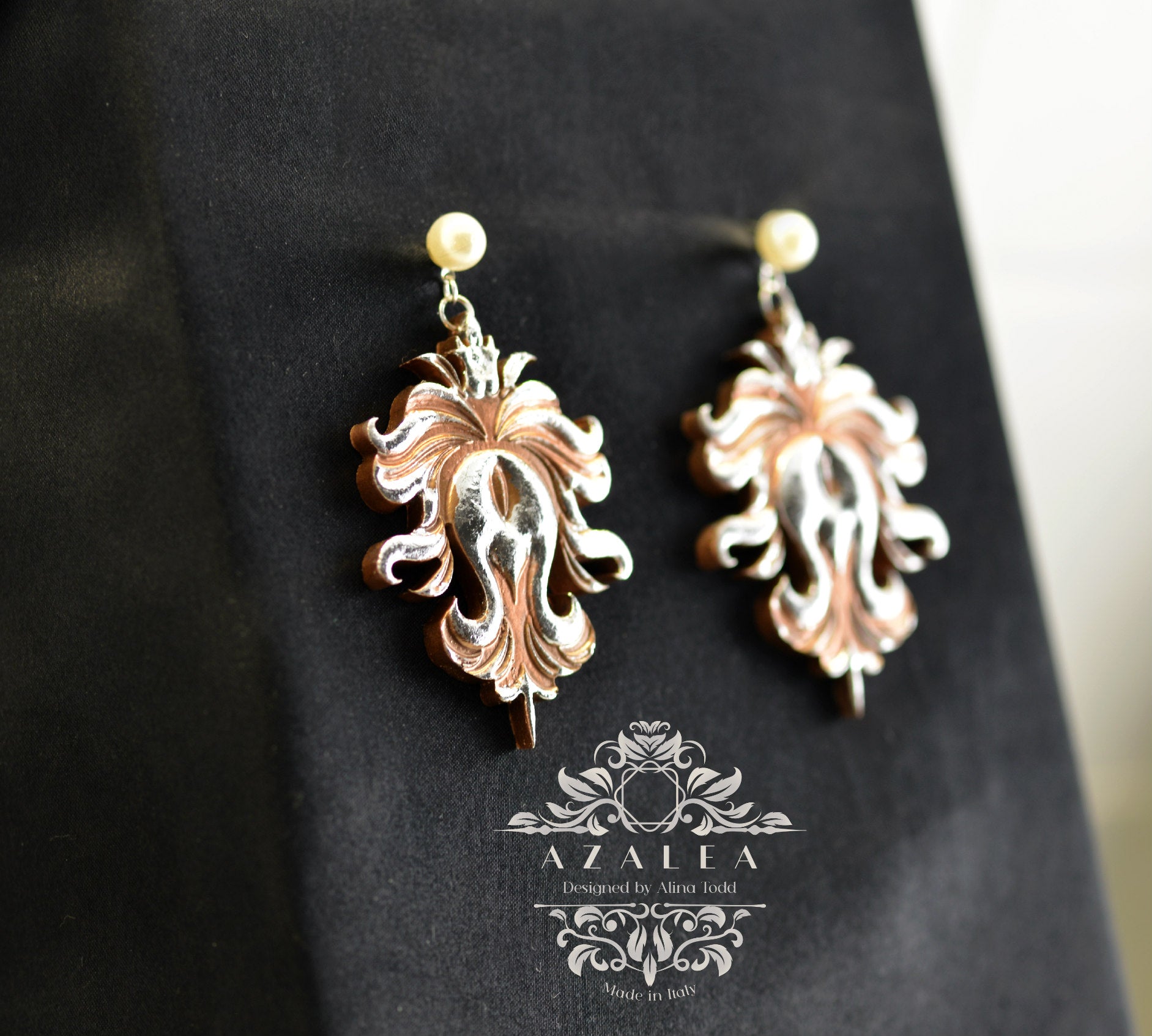 Luxurious earrings handmade in Italy