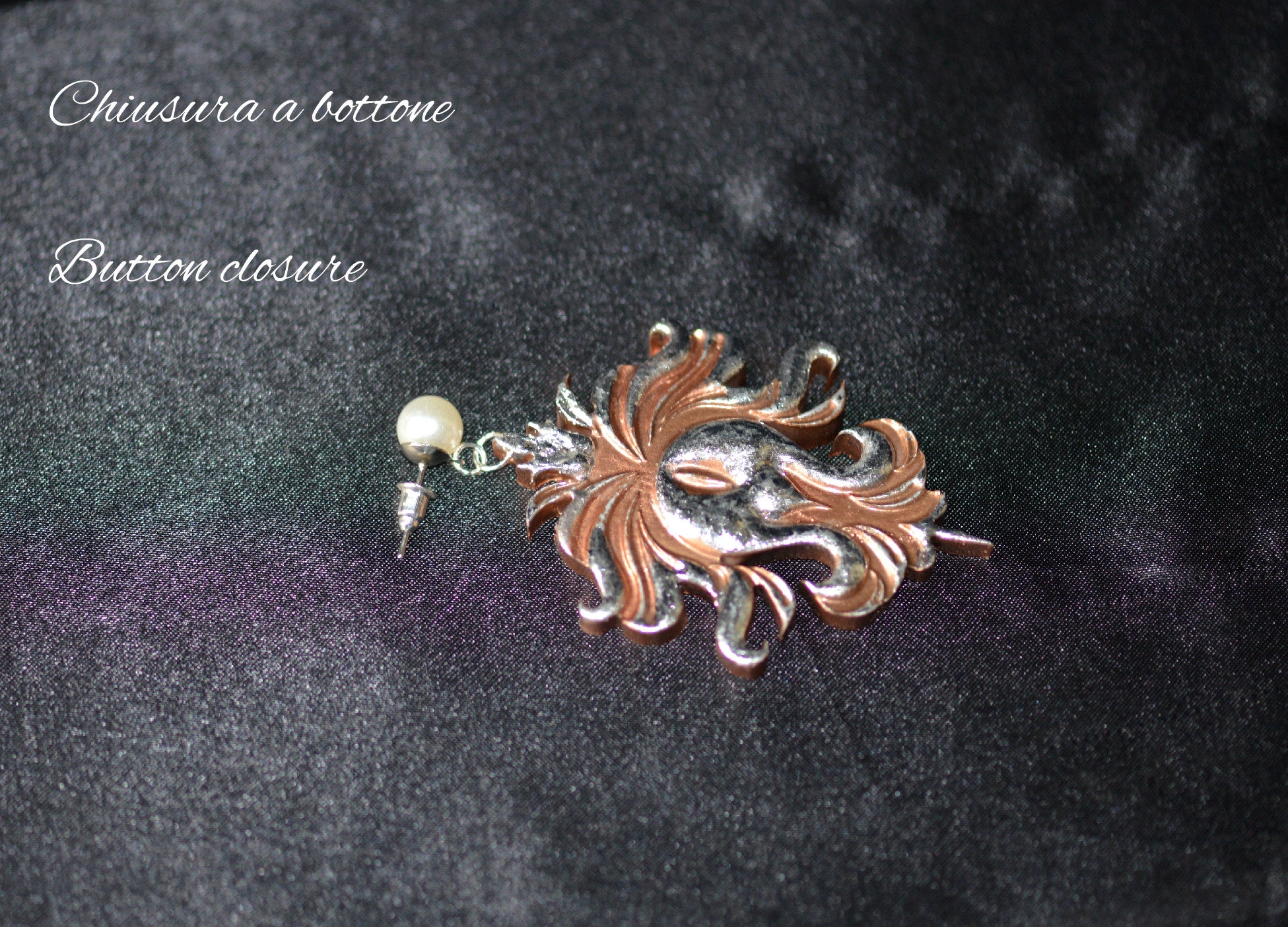 Luxurious earrings handmade in Italy