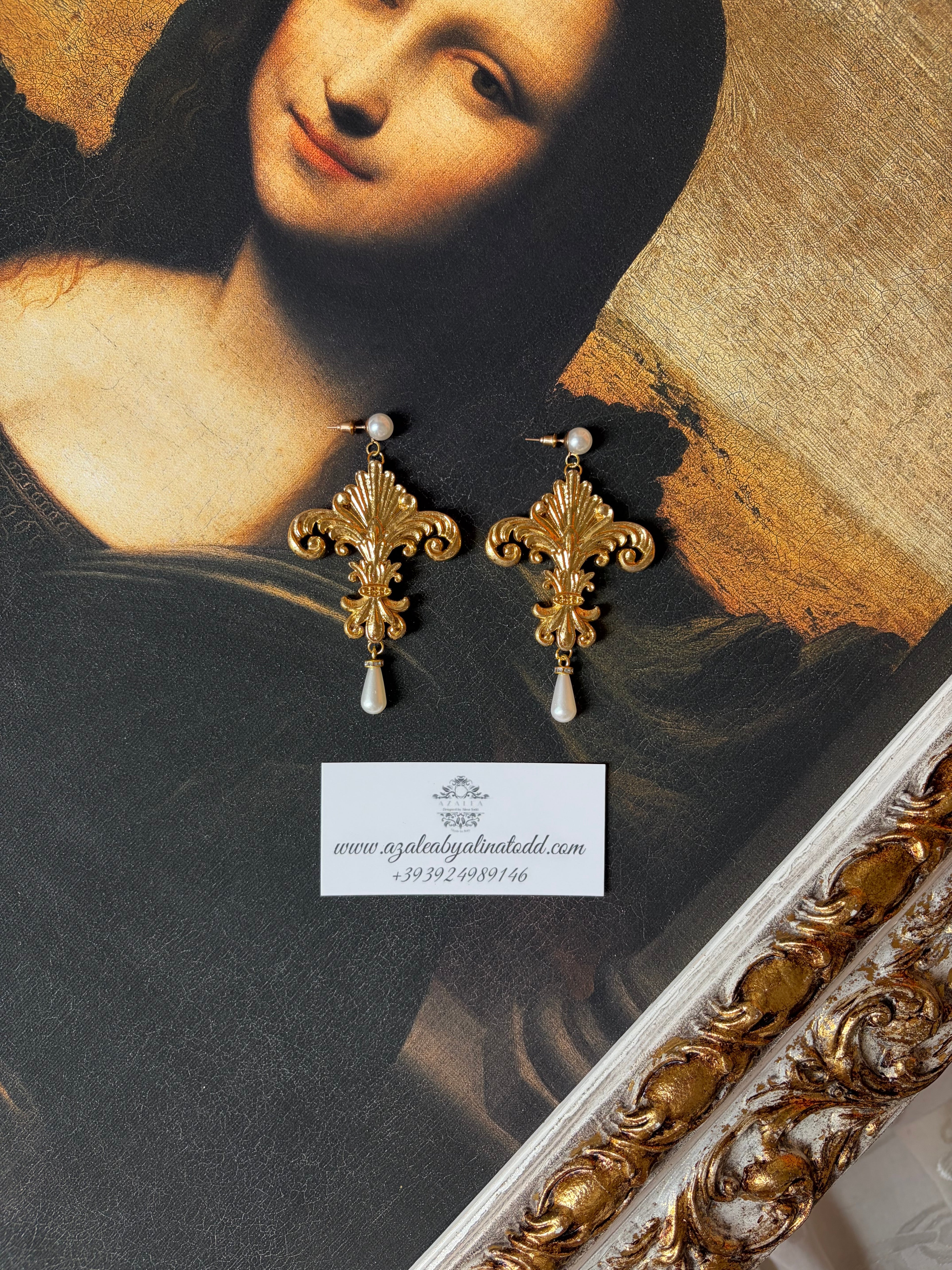 Elegant baroque inspired earrings